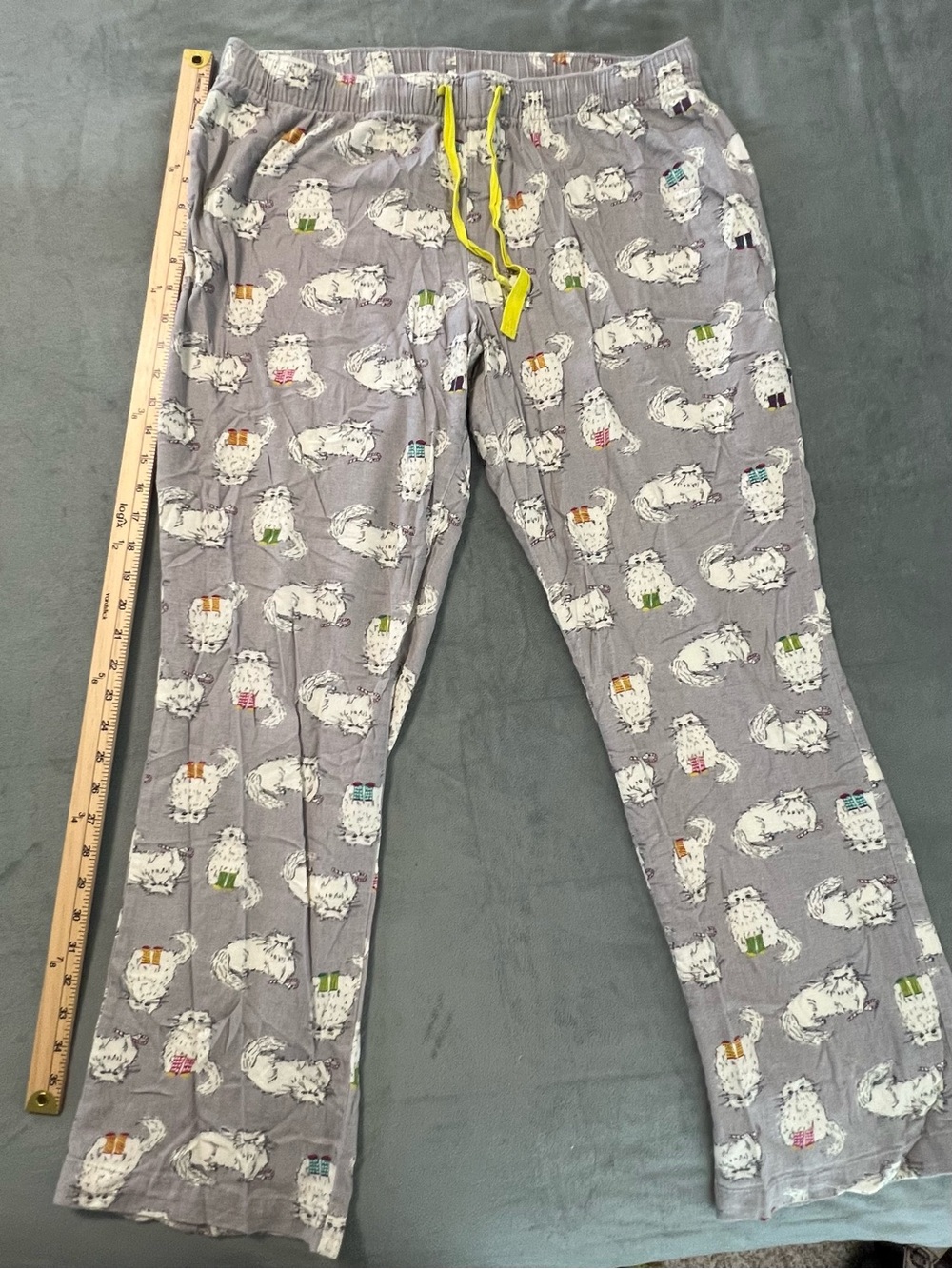 Old Navy Womens Gray Cat-Print Pajama Pants with Yellow Drawstring